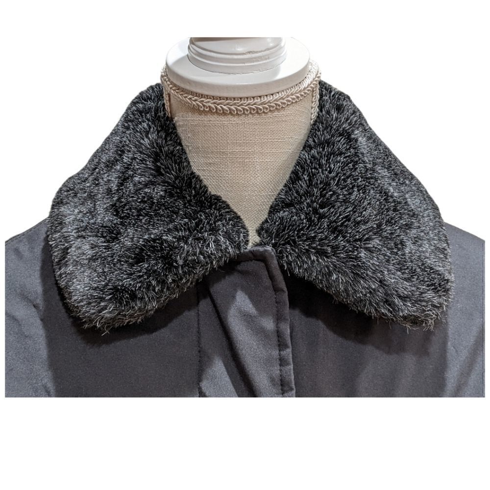 Bernardo Women's Black Long Jacket Faux Fur Collar Fleece Lining Size S - Picture 4 of 11